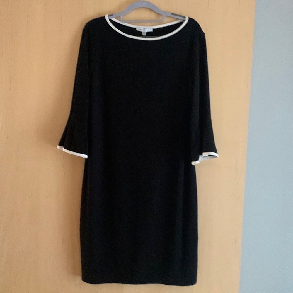 Classic AnnaLee & Hope midi dress